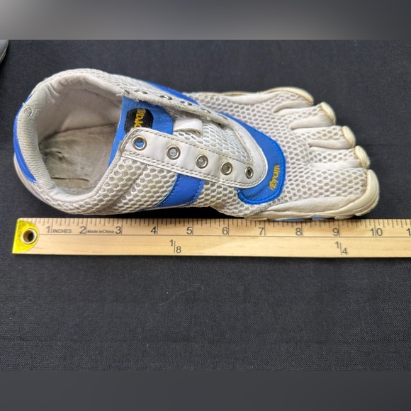 Vibram Mens Five Fingers KSO EVO Shoes Blue White EU 42 US 8.5-9. main image 5